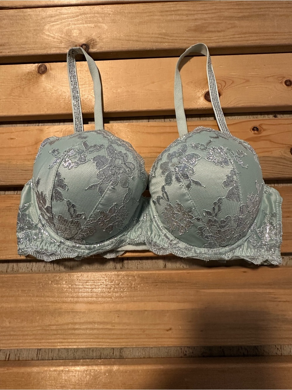 Victoria's Secret Light Green SILVER FLORAL LACE LINED DEMI Bra 34D gem straps